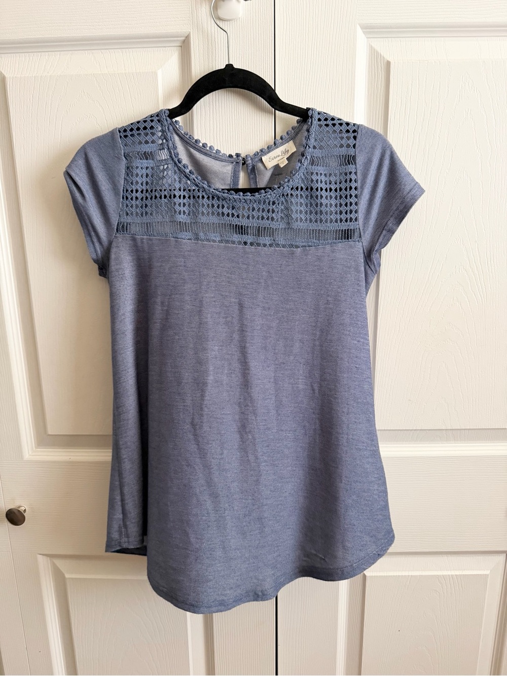 5 for $25! Siren Lily Crochet Yoke Short Sleeve Top - Blue